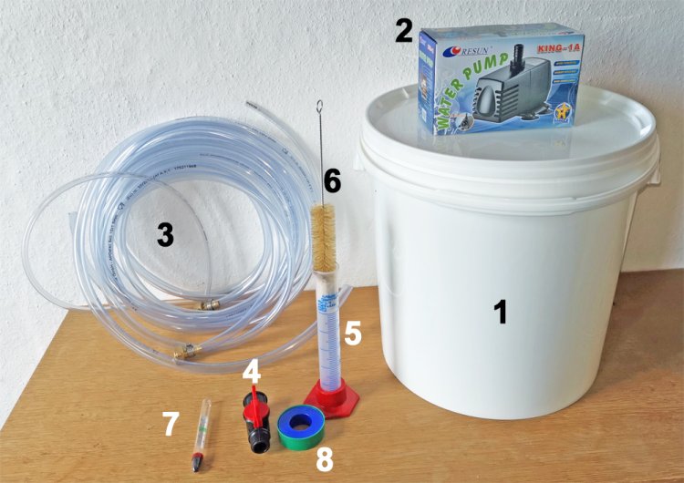 Zubehör Kühl-Set mit Pumpe für unsere Edelstahl- und Kupfer - Destillen bis 20 Liter - zum Schließen ins Bild klicken